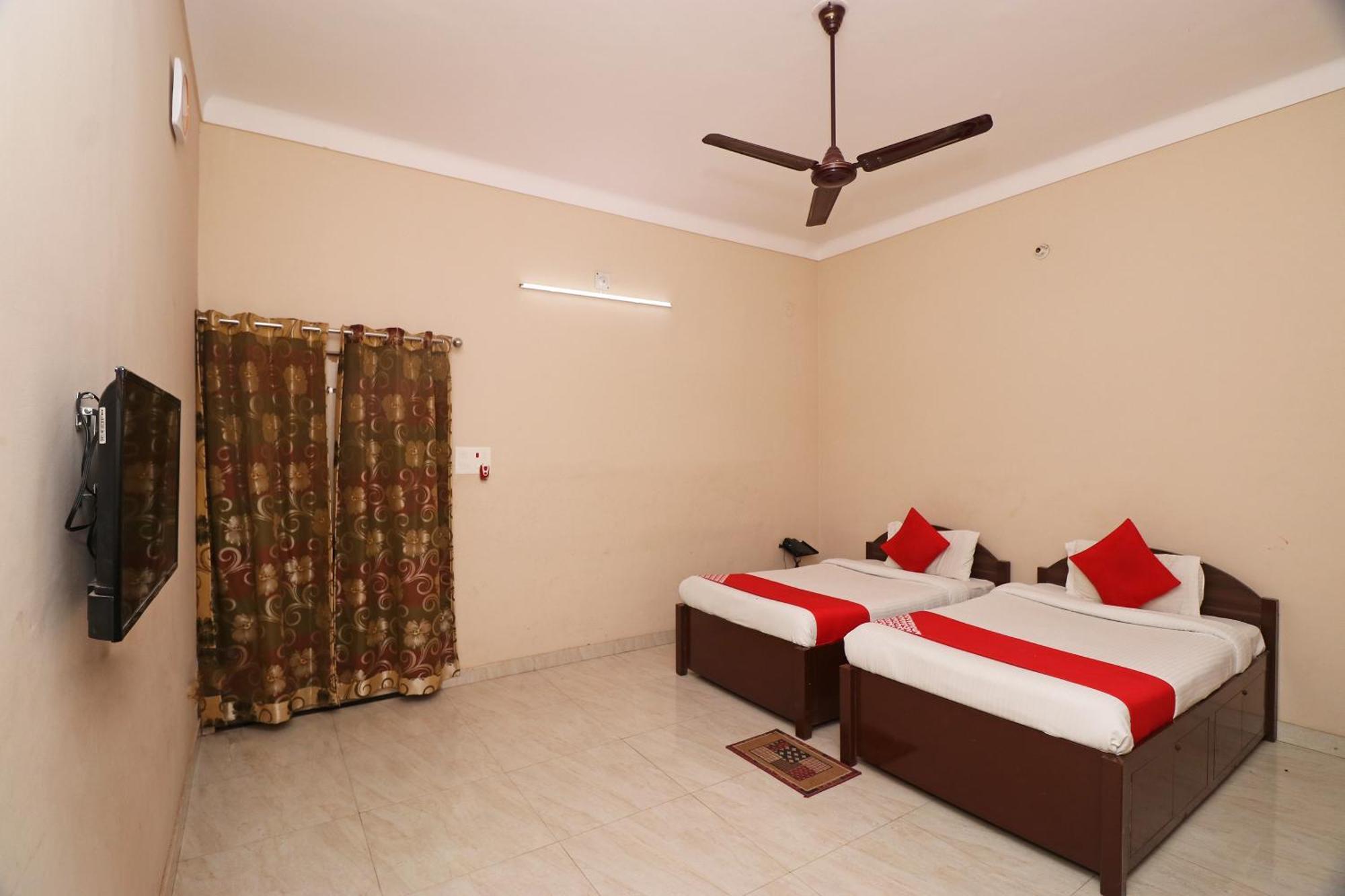 Flagship Chandra Prabha Guest House Varanasi Exterior photo